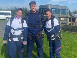 Aldi - Teenage Cancer Trust skydive