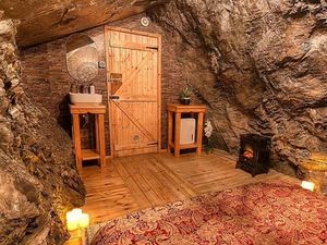 Supporting image for story: You are guaranteed a REALLY deep sleep at this new hotel 