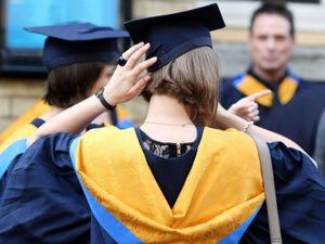 Supporting image for story: Clearing offers fewer students a route to university