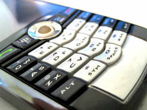 Supporting image for story: Welshpool three jailed over net mobile phone scam