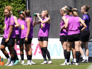 Supporting image for story: Sarina Wiegman wants her England players to keep their cool in tournament opener