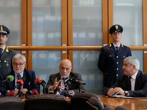 Supporting image for story: Italian police arrest 19 in probe targeting mafia links to Milan ‘ultra’ fans