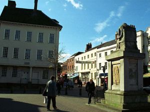 Supporting image for story: Window work plan for Lichfield's Samuel Johnson Birthplace Museum and Bookshop