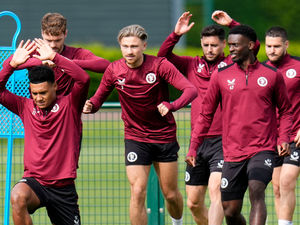 Supporting image for story: Unai Emery ready to make late call on Aston Villa keeper Emi Martinez for Olympiacos clash
