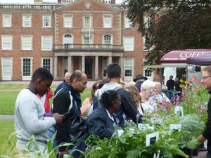 Supporting image for story: Plant hunters set to head for historic house 