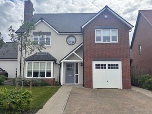 Supporting image for story: Four-bedroom detached home in Telford with two en-suites for £439,999