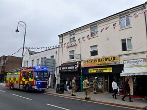Supporting image for story: Fire crews tackle early hours blaze in Brierley Hill