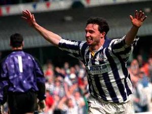 Supporting image for story: Rangers get a hand from Lee Ashcroft