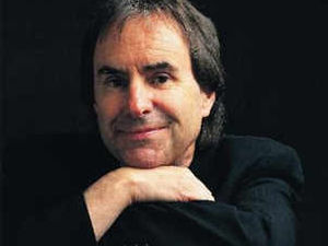 Supporting image for story: Chris De Burgh sees red