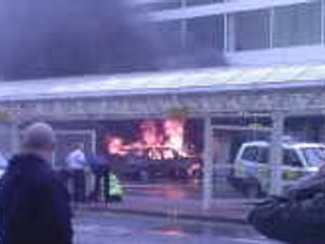 Supporting image for story: Airport alert after terror attack