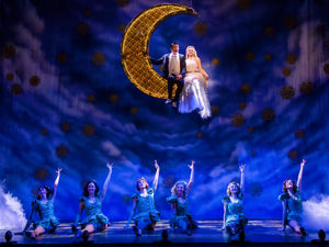 Supporting image for story: Crazy For You, Wolverhampton Grand Theatre - review with pictures