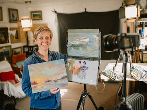 Supporting image for story: Coronavirus: International artist from Bridgnorth hopes to inspire others with online classes