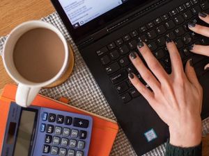 Supporting image for story: What to you do if you encounter technical problems when working from home