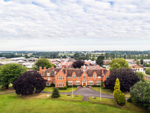 Supporting image for story: Group to support women in engineering launched at university