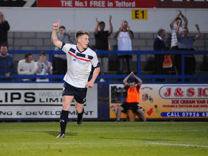 Supporting image for story: Telford 2 Stalybridge Celtic 0 - Report and pictures