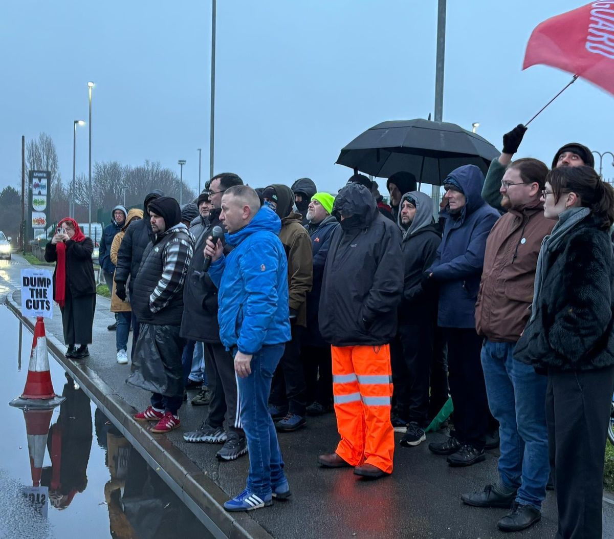 Birmingham bin strike protesters fire local election warning to Labour as crucial May ballot approaches