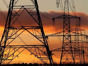 Supporting image for story: Firefighters called to electricity pylon blaze in Shrewsbury field 