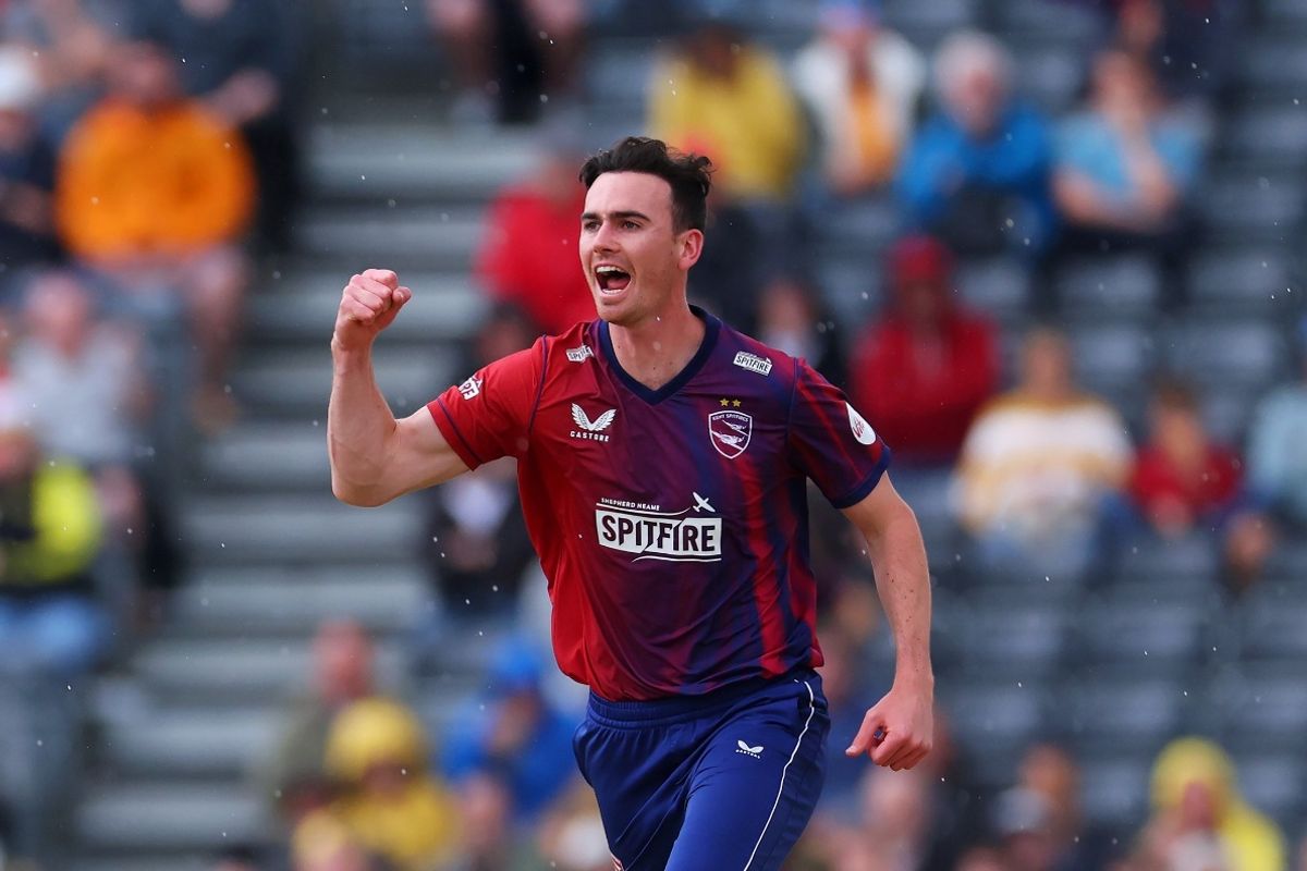 Bears new boy heading Down Under after England Lions call Bears new boy heading Down Under after England Lions call