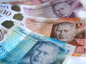 Supporting image for story: What are salary sacrifice schemes and how do they work?