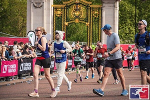 Alex Morris running the TCS London Marathon 2025