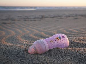 Supporting image for story: Migrant policies ‘creating more barriers to child safety’, says charity