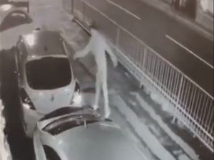 Supporting image for story: WATCH moment man smashes car windows during wrecking spree