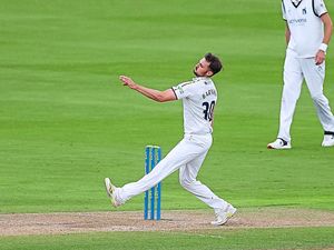 Supporting image for story: Warwickshire's Ed Barnard back to haunt his old pals at Worcestershire