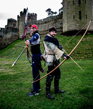 Medieval vs modern archery at Warwick Castle