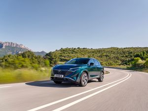 Supporting image for story: Nissan Qashqai gains new and improved e-Power hybrid drivetrain