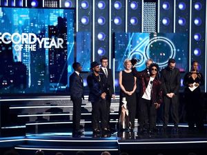 Supporting image for story