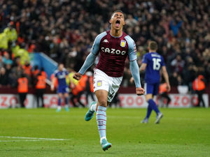 Supporting image for story: Aston Villa 3-3 Leeds - Report