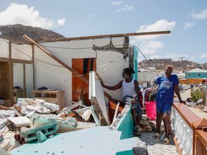 Supporting image for story: Hurricane Beryl strengthens as it heads towards Mexico