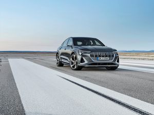 Supporting image for story: Audi boosts e-tron’s performance with new S model