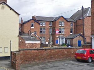 Supporting image for story: Shrewsbury office block set to become flats after developer addresses planners' flood fears