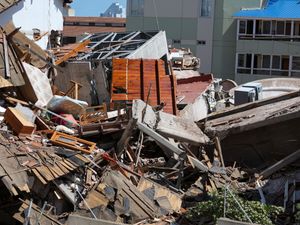 Supporting image for story: Hotel collapse in Argentina leaves one person dead and several trapped
