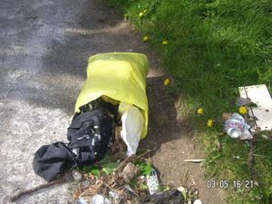 Supporting image for story: Rubbish thrown from van at Shropshire beauty spot costs Telford man £1,200