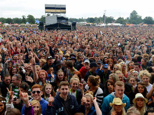 Supporting image for story: Buses to transport fans to V Festival