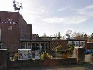Supporting image for story: Plea over Wolverhampton school parking