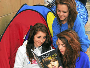 Supporting image for story: Justin Bieber fever as fans get tickets for NIA