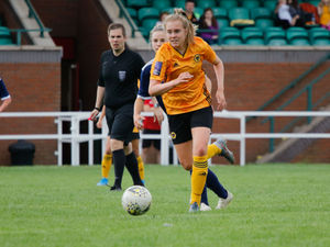 Supporting image for story: Sophie Bramford nets early-season England call