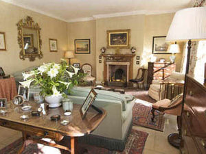 Supporting image for story: Townhouse offers exquisite views