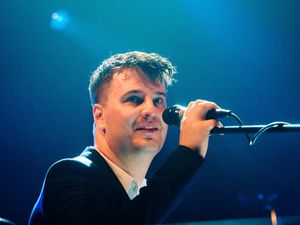 Supporting image for story: Award-winning folk singer to perform at West Midlands jazz club