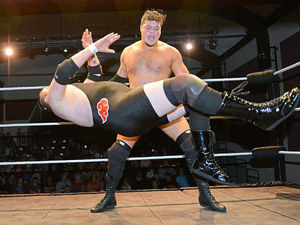 Supporting image for story: Video and pictures: Knockout fun with the lords of the ring in Market Drayton