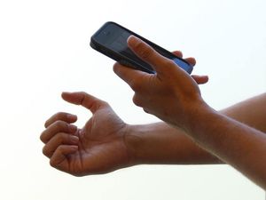 Supporting image for story: New smartphone app uses fingernail snapshots to screen for anaemia
