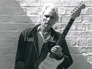 Supporting image for story: Stars tune up for children's charity