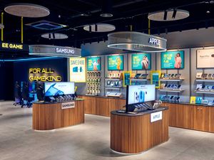 Supporting image for story: 'Our mission is to create immersive and welcoming spaces' - Second EE experience store is launched in West Midlands