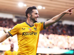 Supporting image for story: Pablo Sarabia makes Wolves apology