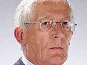 Supporting image for story: Apprentice star to offer pupils advice