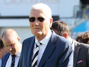 Supporting image for story: Tributes paid after death of Warwickshire and England captain Bob Willis