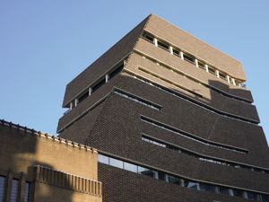 Supporting image for story: Boy thrown from Tate Modern balcony able to play by himself, family says